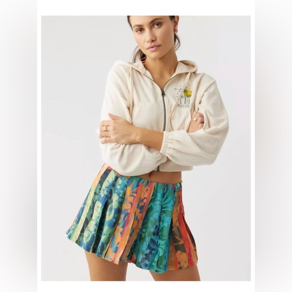 O'Neill Pants - O'Neill Yolanda Printed Shorts Size 29 NWT